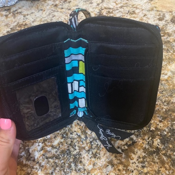 Vera Bradley wallet - Picture 3 of 3